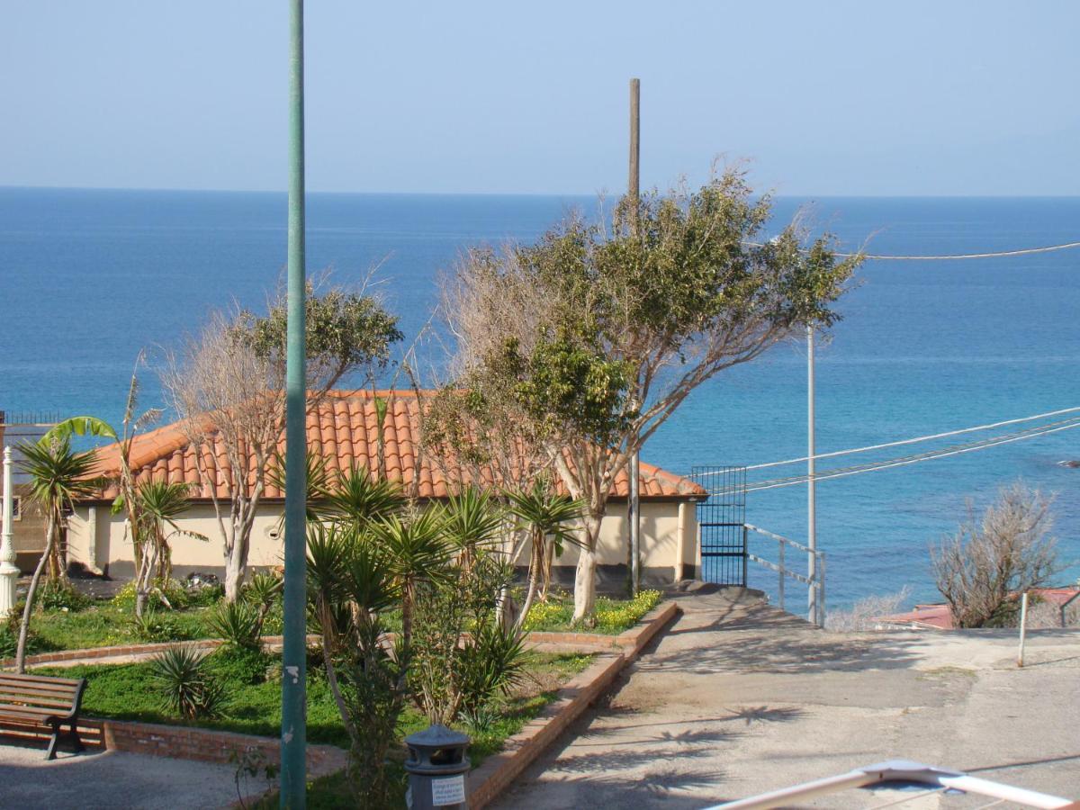 Arcobaleno Tropea Centro Bed and Breakfast Buitenkant foto